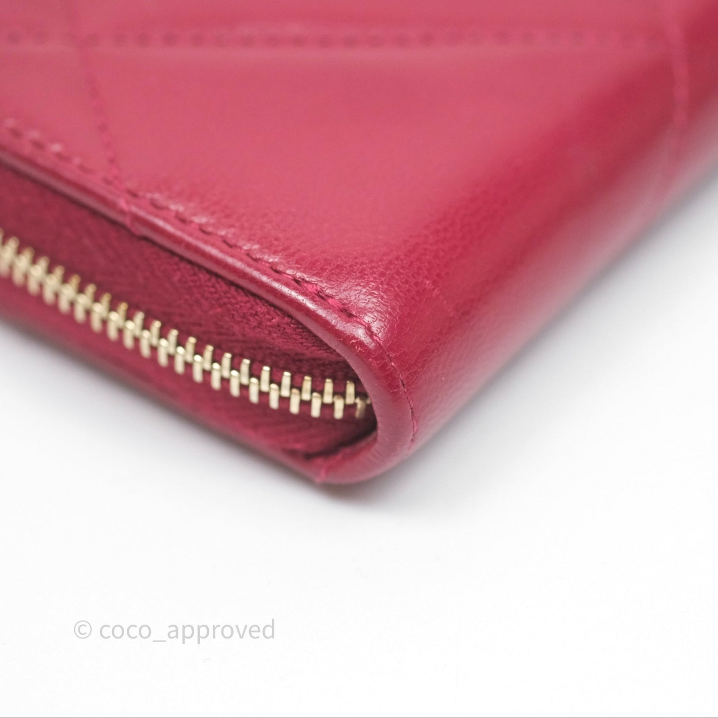 Chanel 19 Zip Card Holder Pink Lambskin Gold Hardware
