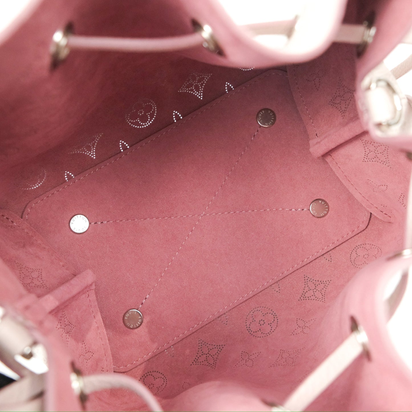 Louis Vuitton Bella Lilas Mahina Calfskin