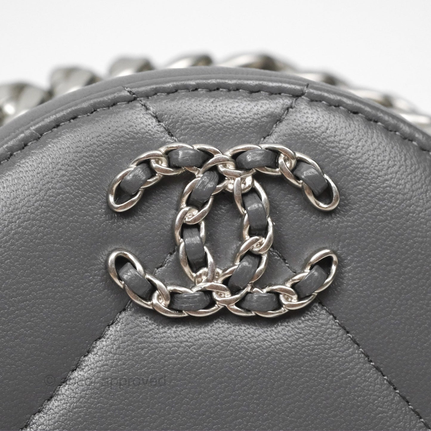 Chanel 19 Round Clutch With Chain Grey Mixed Hardware