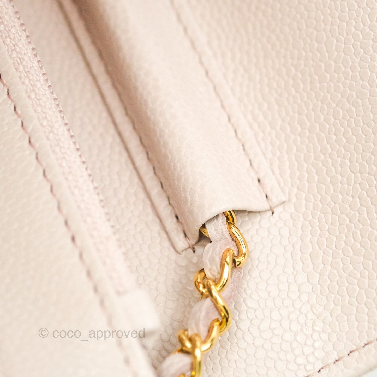 Chanel Quilted WOC Lilac Caviar CC Coco Chain Gold Hardware