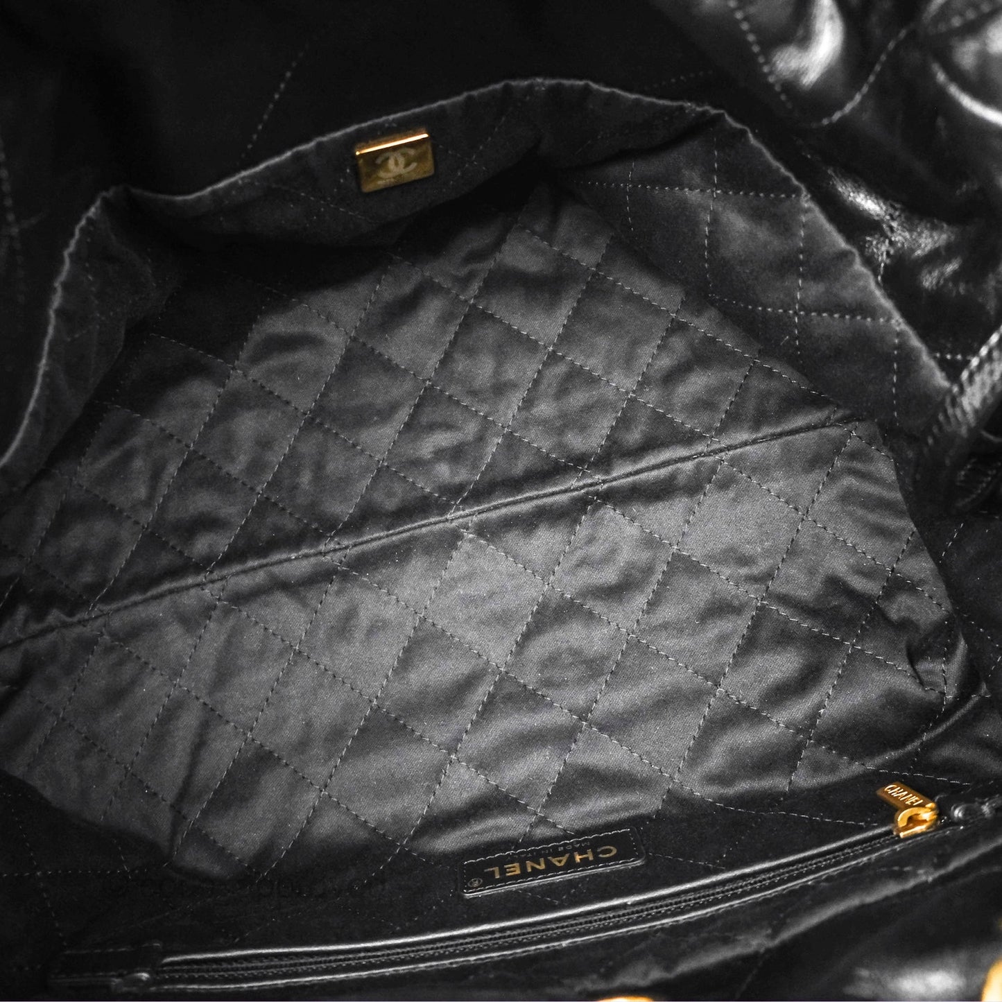 Chanel 22 East West Bag Black Shiny Crumpled Calfskin