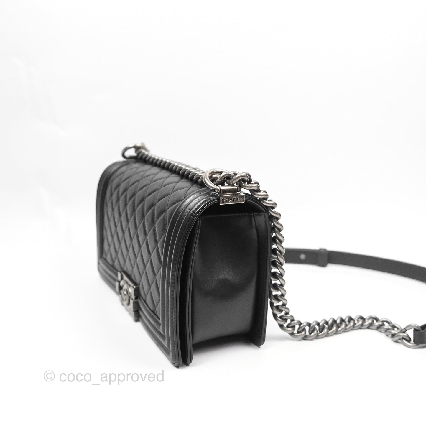 Chanel Medium Boy Quilted Black Calfskin Ruthenium Hardware
