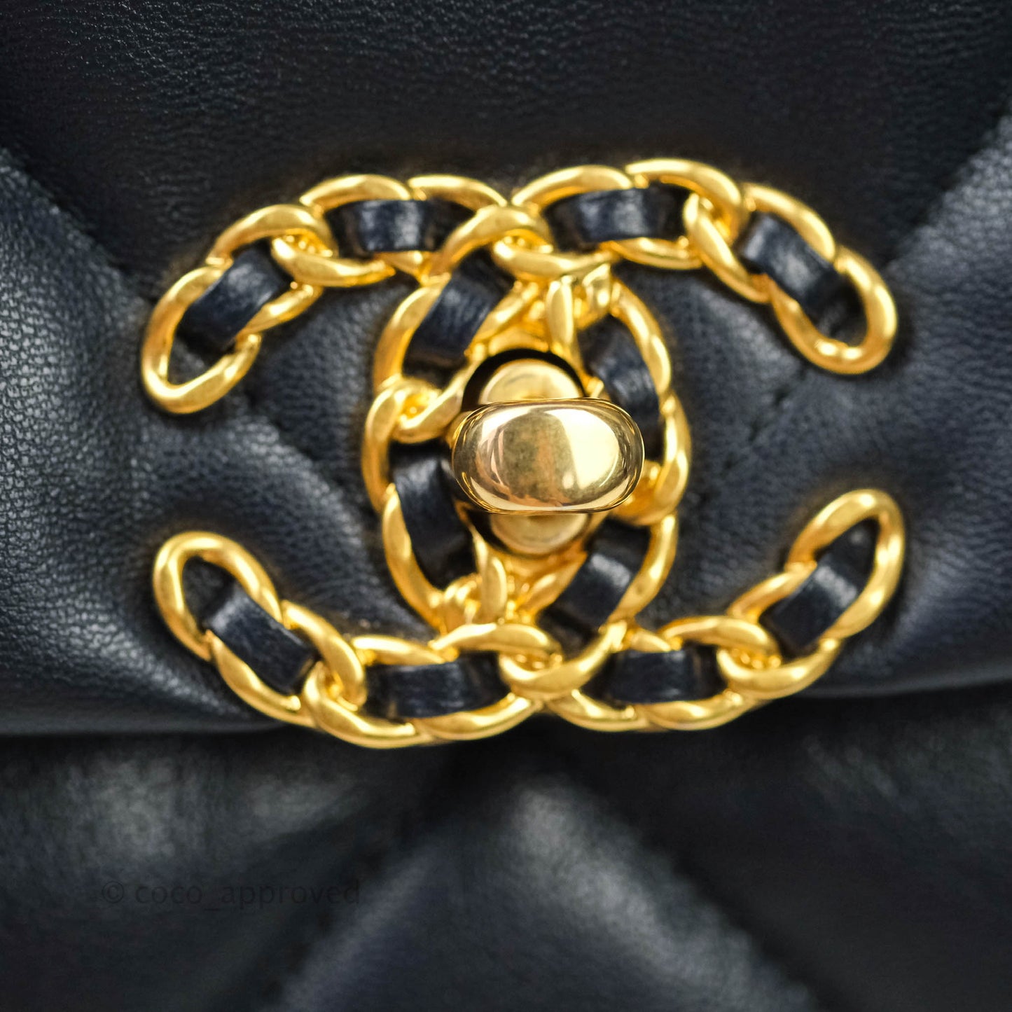 Chanel 19 Medium Dark Navy Mixed Hardware Goatskin