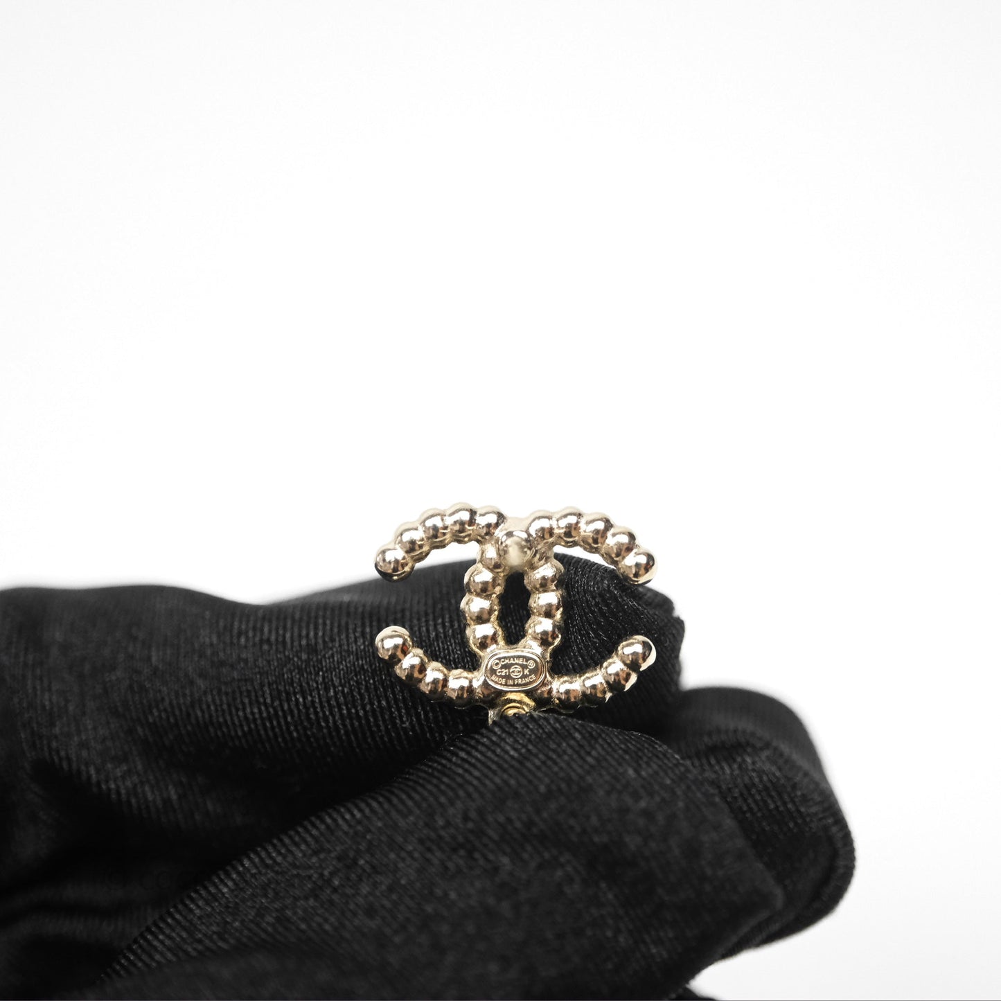 Chanel Crystal Pearl CC Drop Earrings Gold Tone Pearly White 21K