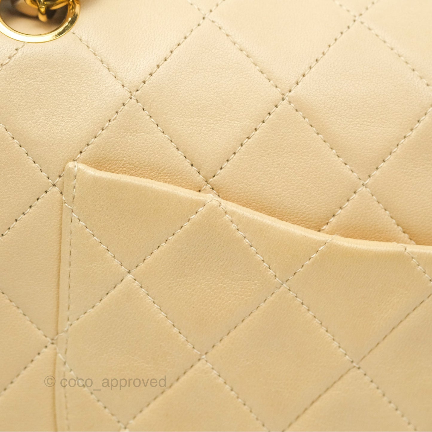 Chanel Vintage Medium Classic Flap Beige Lambskin 24K Gold Hardware