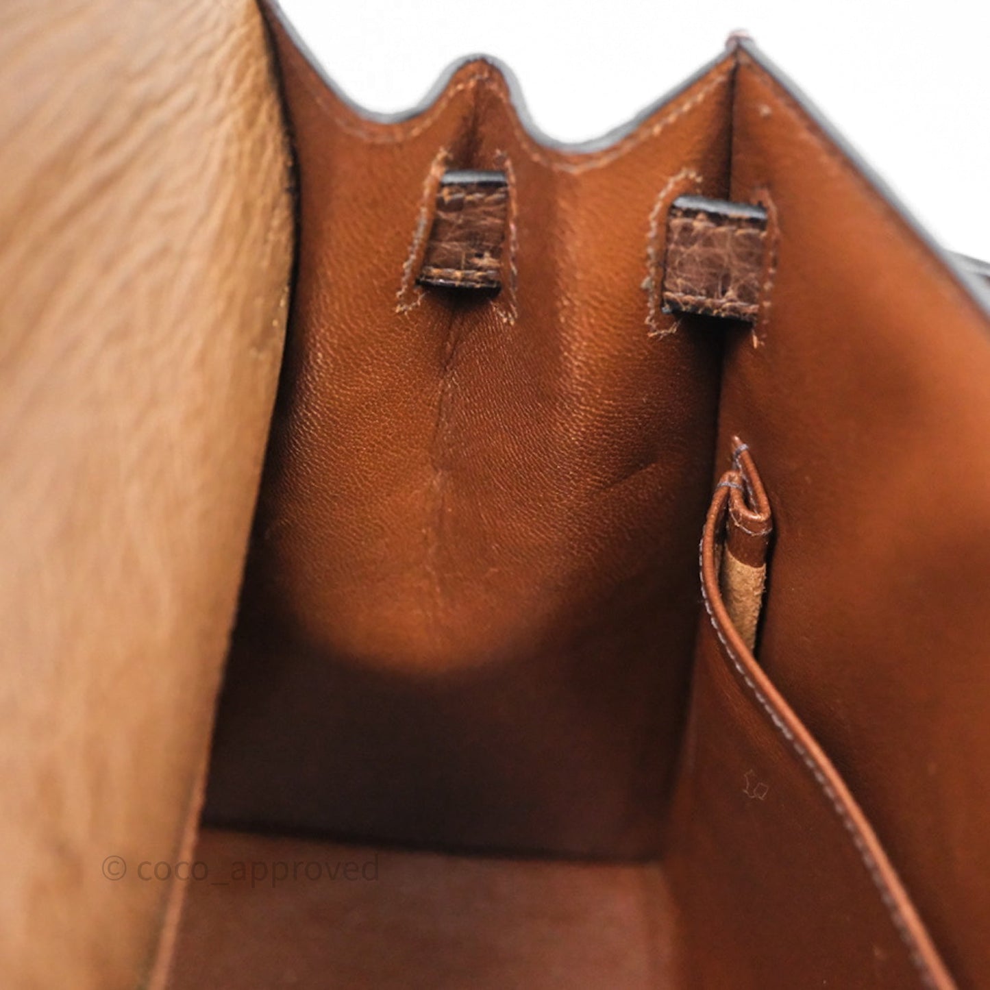 Hermès Kelly 28 Chocolate Ostrish Sellier Gold Hardware