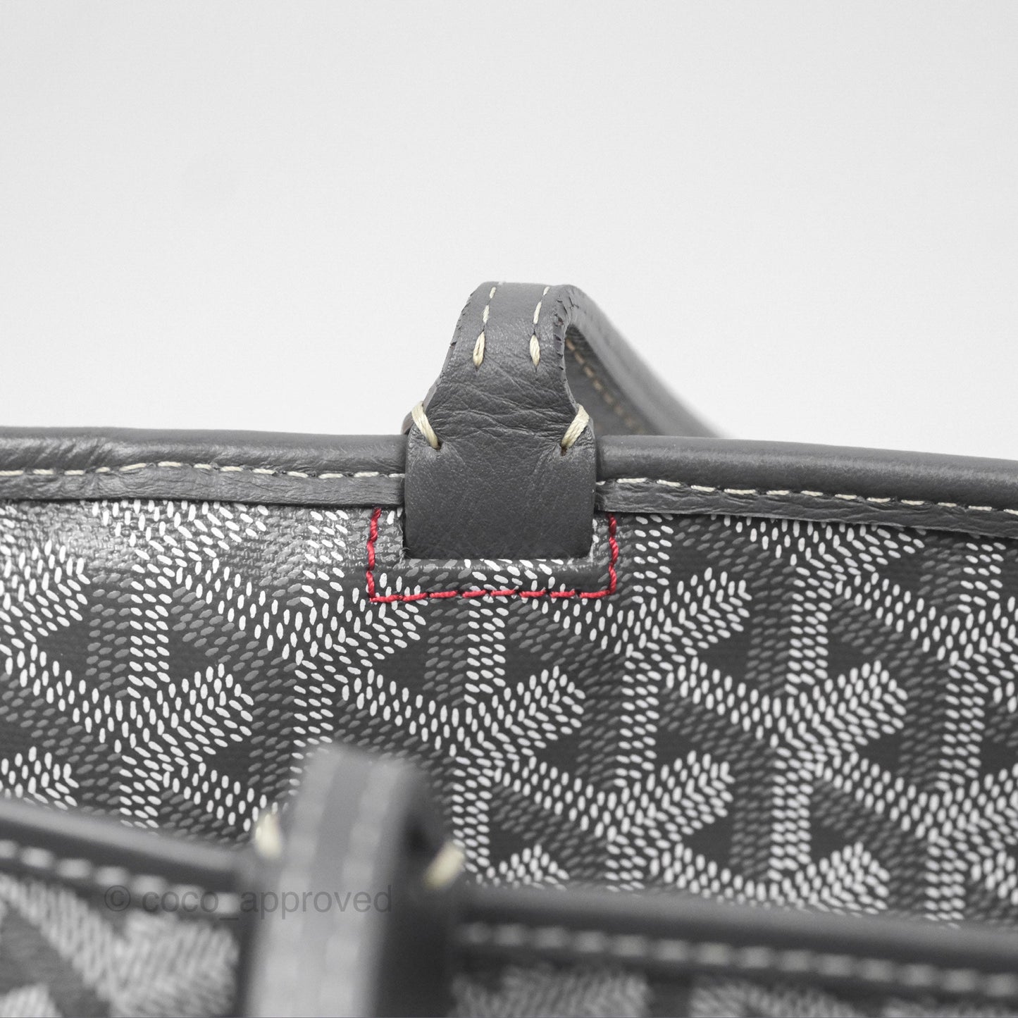 Goyard St Artois Tote MM ⁣⁣⁣⁣⁣⁣⁣⁣⁣⁣⁣⁣⁣⁣⁣⁣⁣⁣⁣⁣Grey Canvas