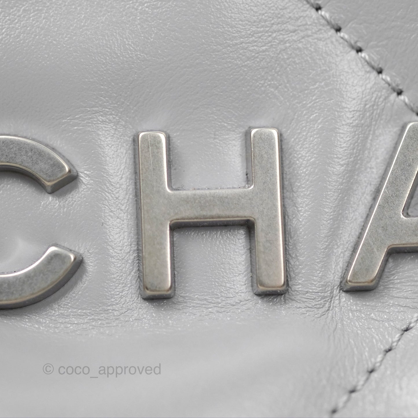 Chanel 22 Mini Bag Light Grey Shiny Crumpled Calfskin Matte Silver Hardware