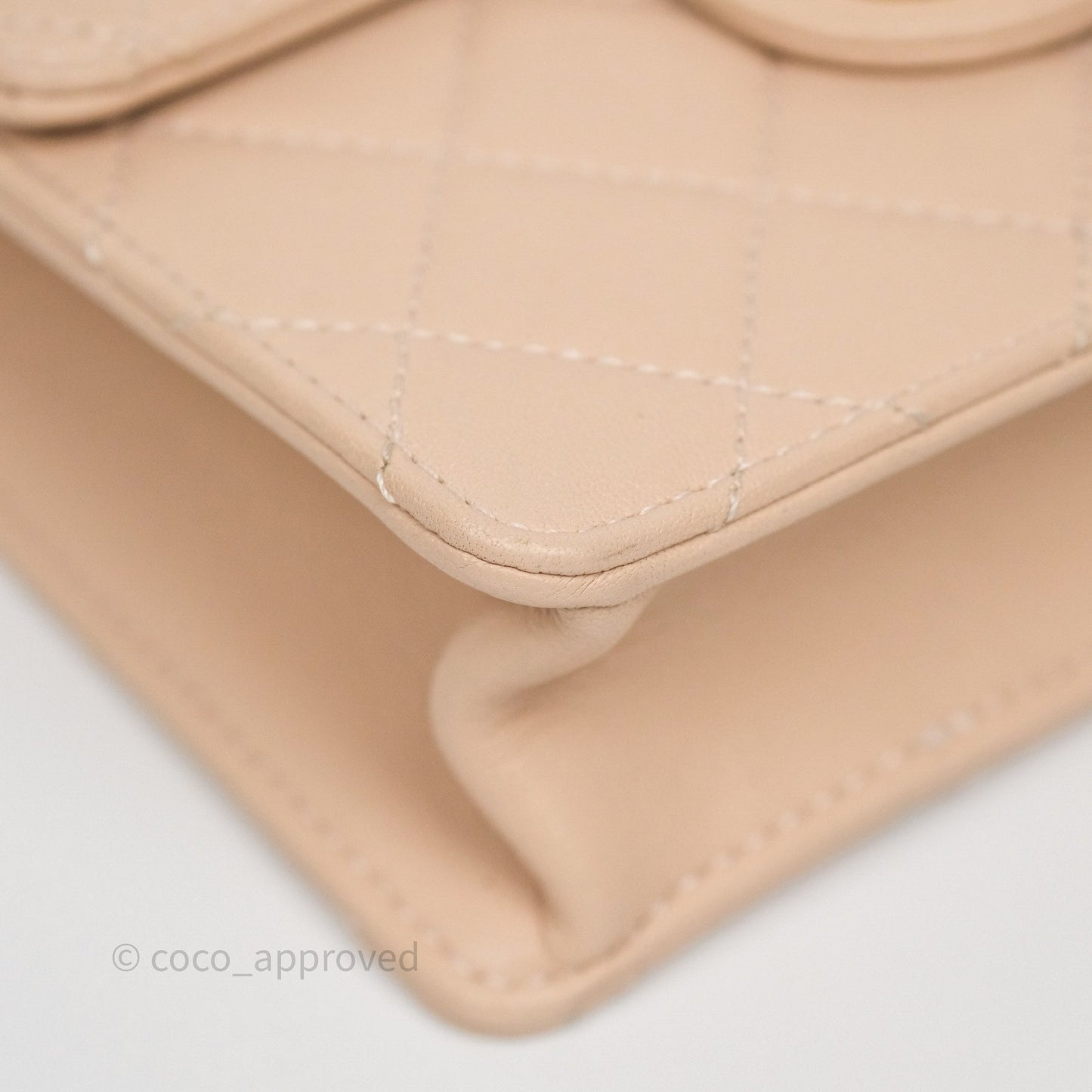 Chanel Chic Pearls Flap Quilted Beige Pink Goatskin Aged Gold Hardware