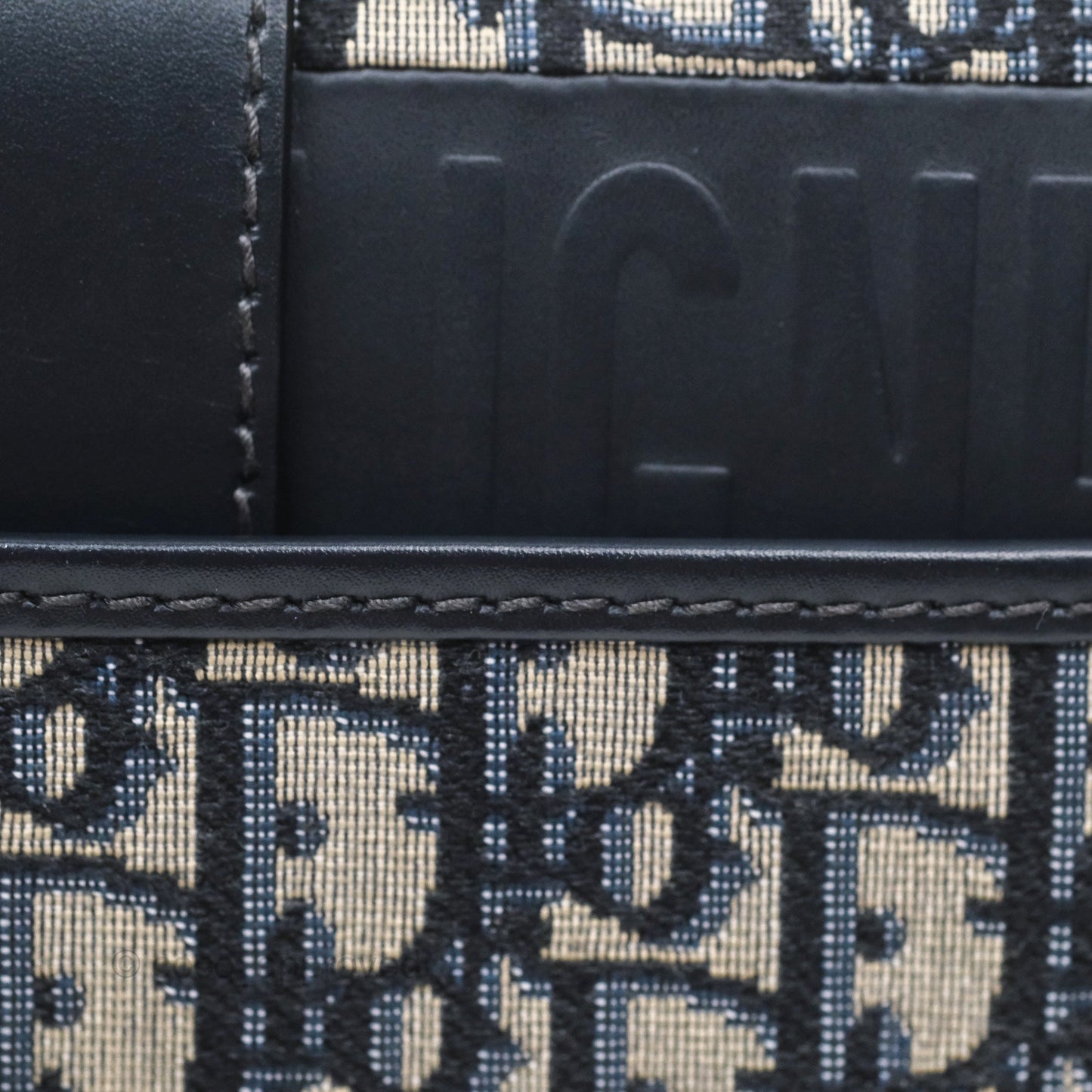 Christian Dior 30 Montaigne with Chain Blue Dior Oblique Jacquard