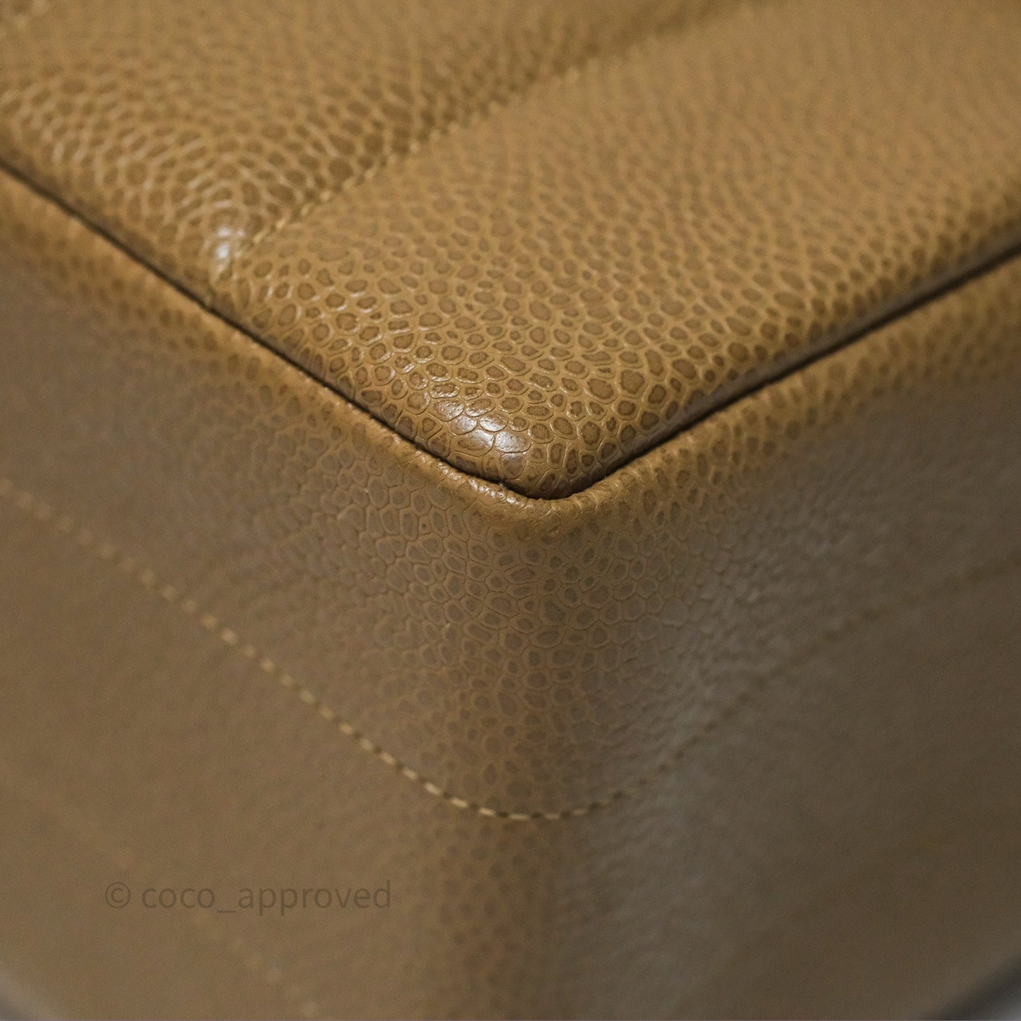 Chanel Vintage Vertical Quilted Jumbo Single Flap Beige Caviar 24K Gold Hardware