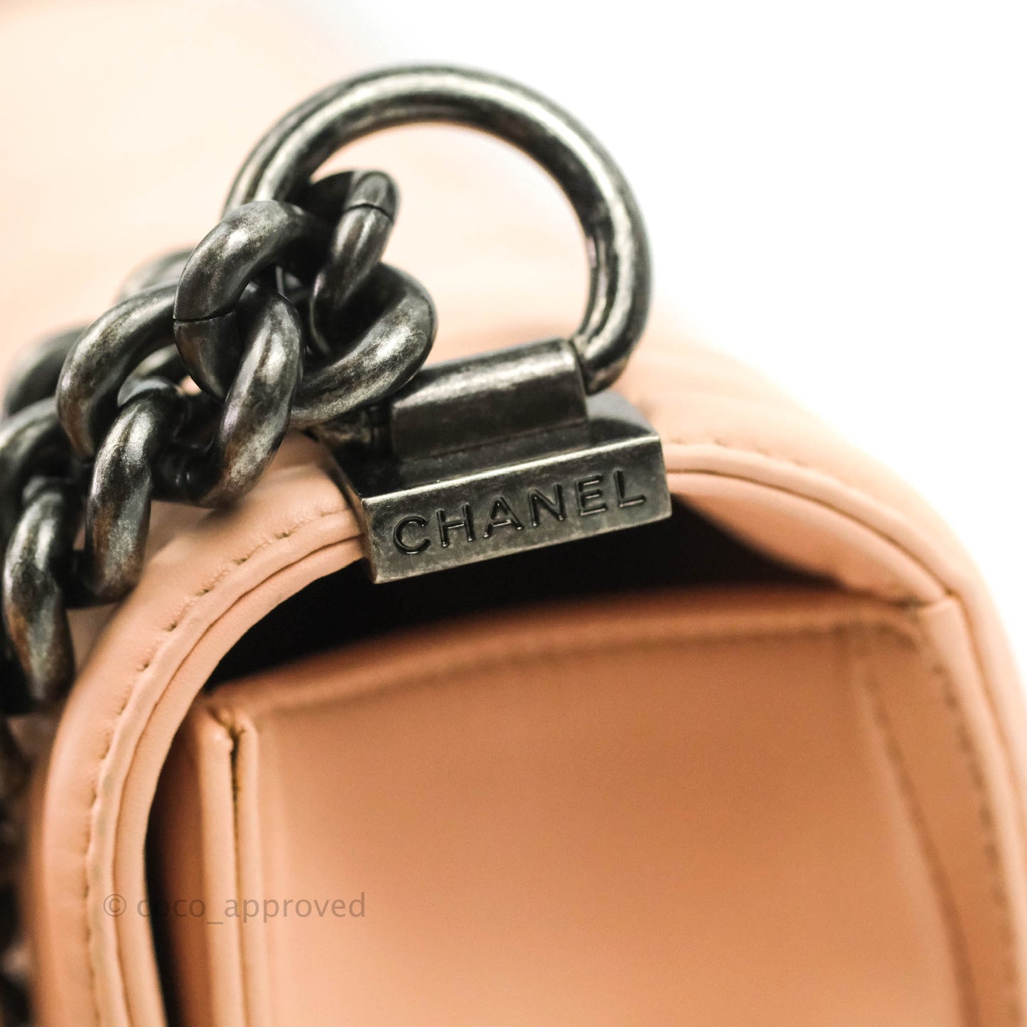 Chanel Boy New Medium Quilted Pink Calfskin Ruthenium Hardware