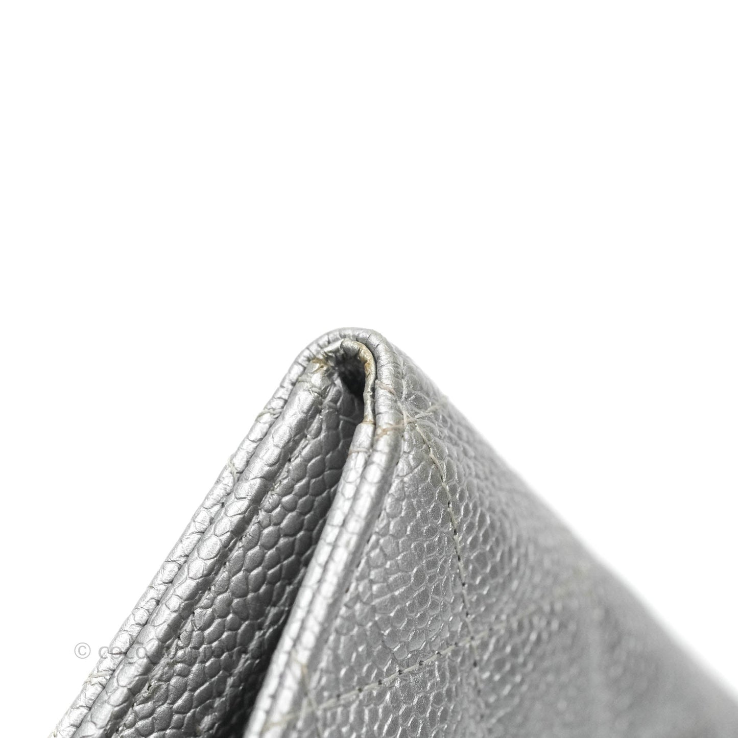 Chanel Classic Quilted Card Holder Metallic Silver Caviar Ruthenium Hardware