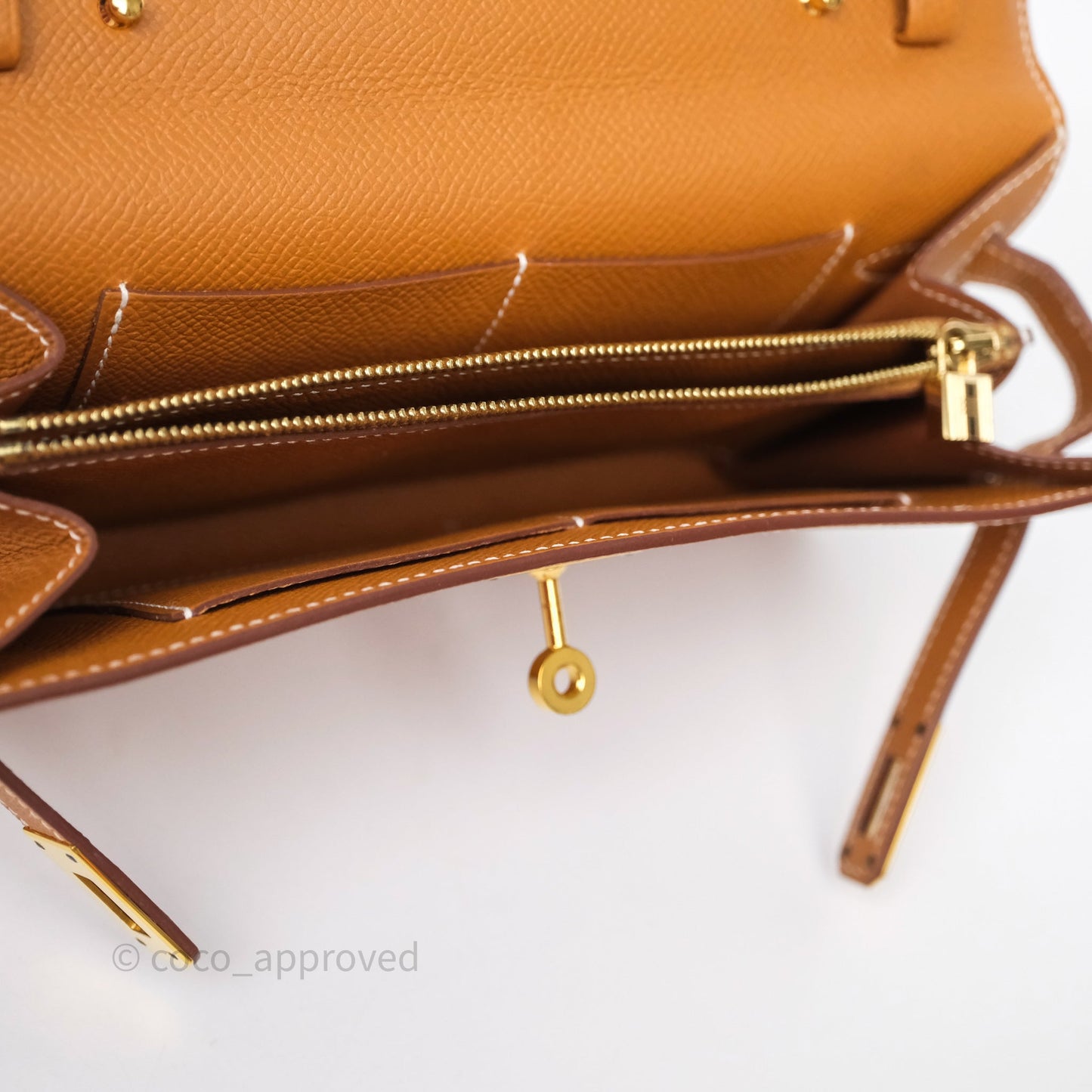 Hermès Kelly To Go Wallet Gold 37 Epsom Gold Hardware