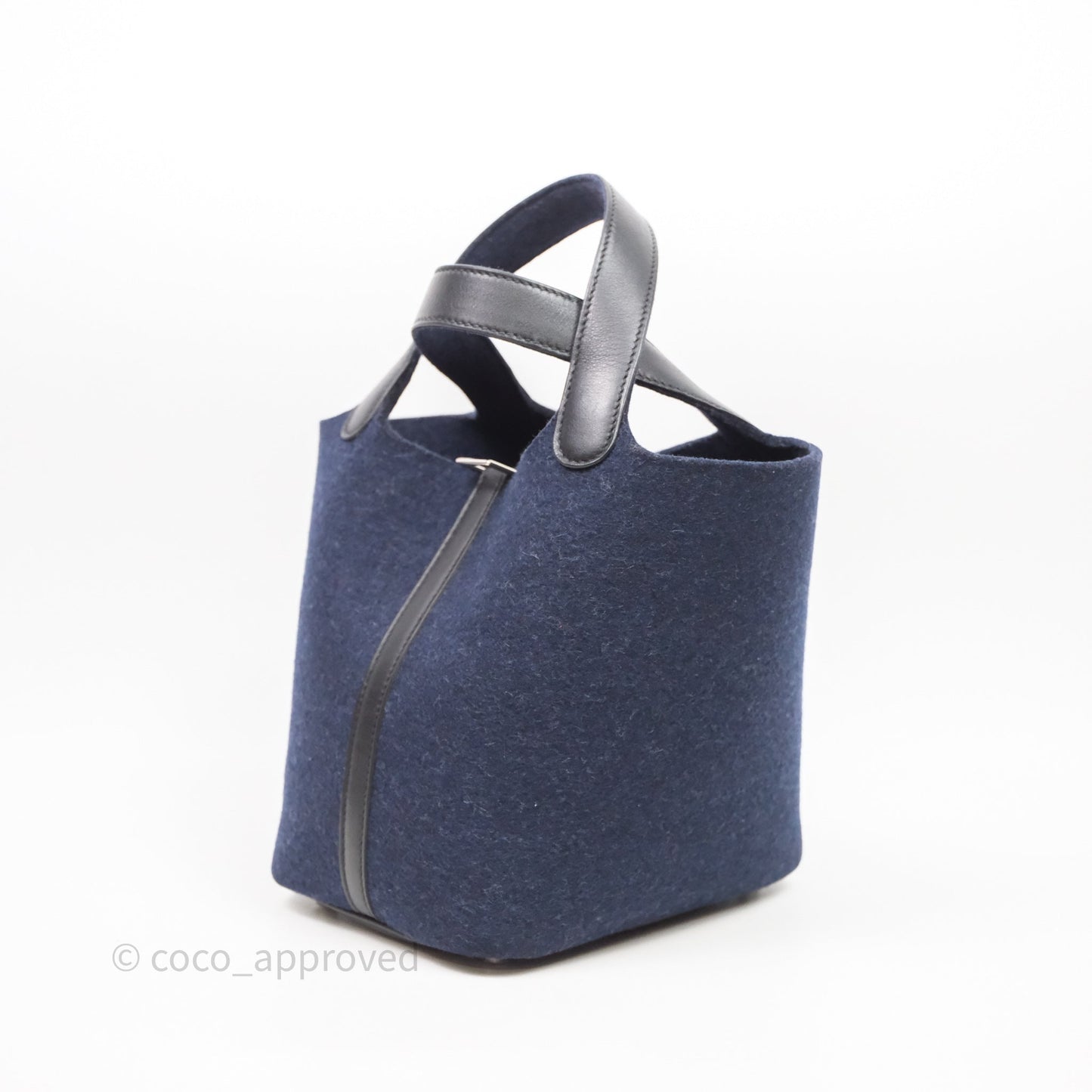 Hermès Picotin 18 Bleu Nuit 2Z / Swift Noir 89 Wool Feutre Swift Palladium Hardware