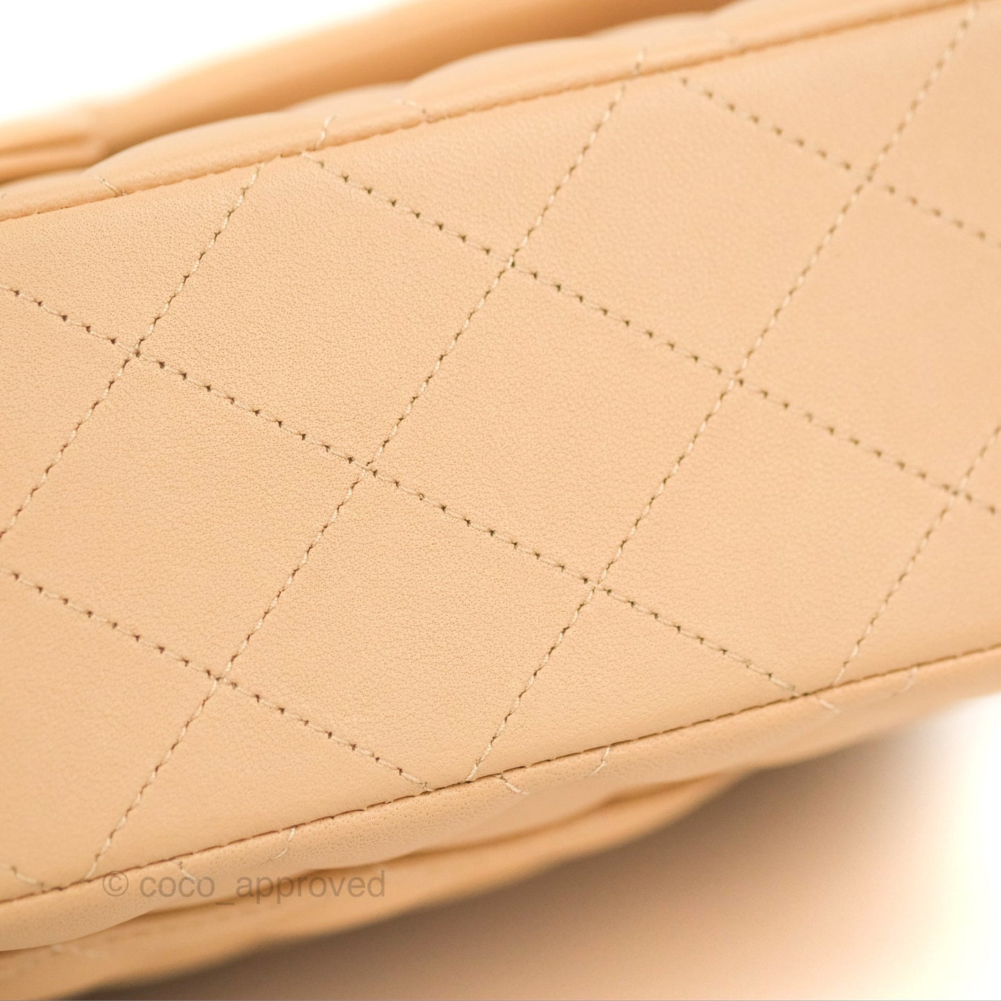 Chanel Classic M/L Medium Flap Quilted Beige Lambskin Gold Hardware