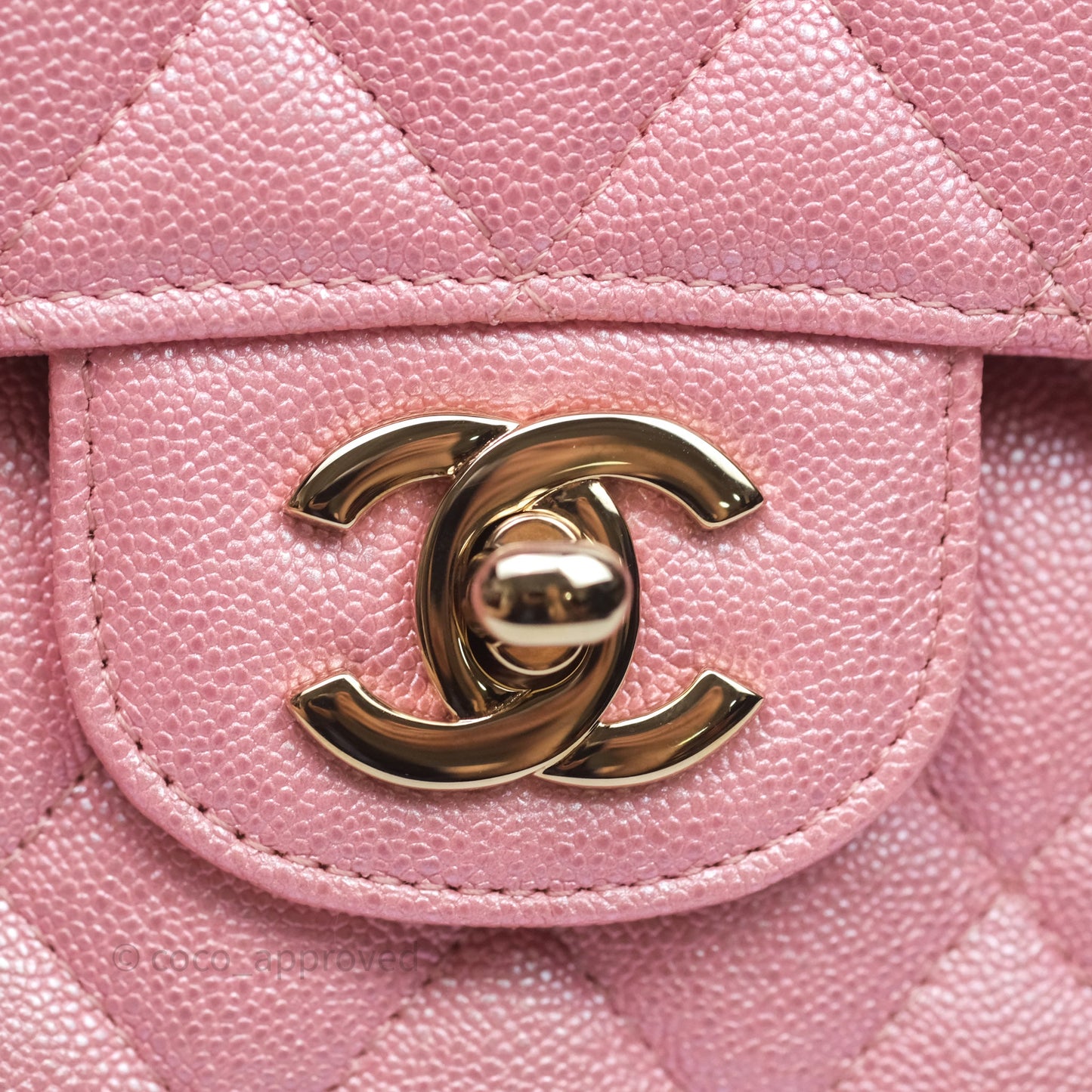 Chanel Quilted Classic M/L Medium Flap Iridescent Pink Caviar Gold Hardware 19S
