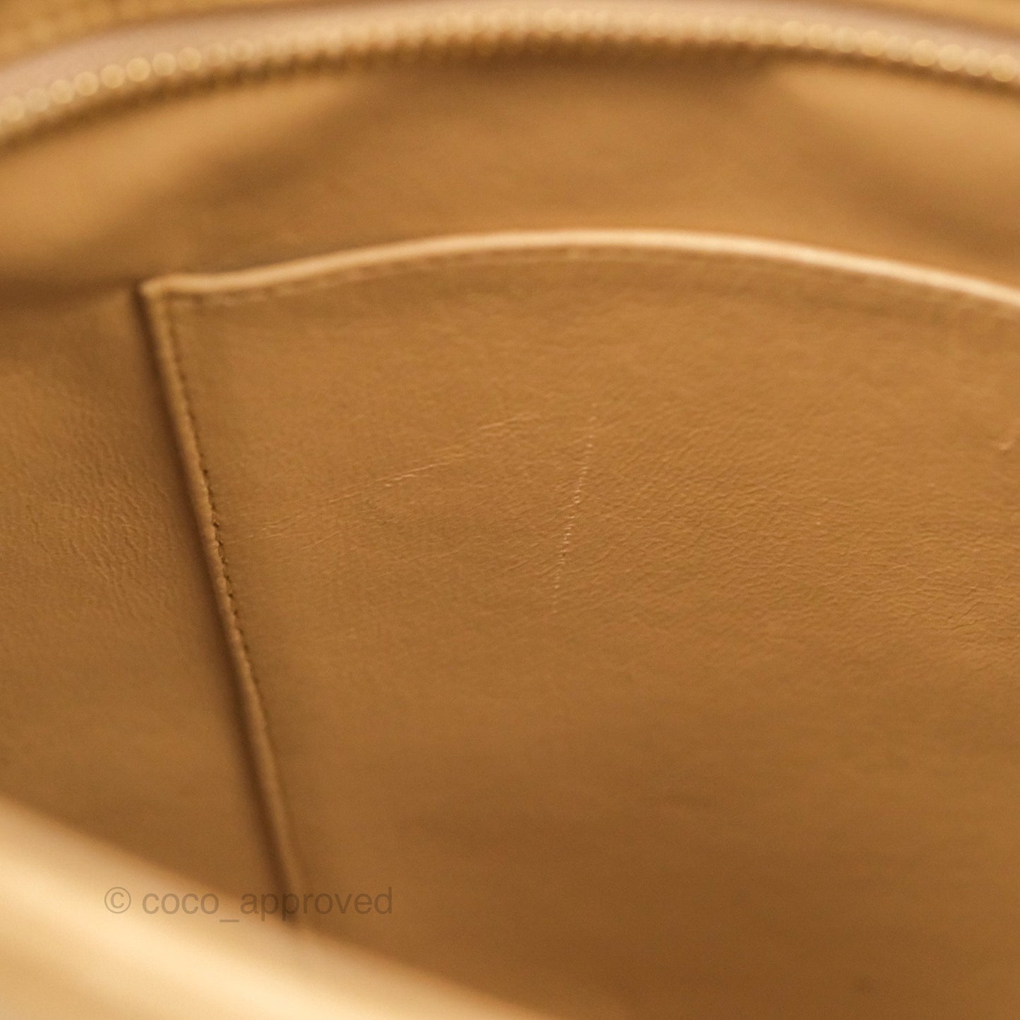 Chanel Vintage Medallion CC Beige Lambskin Tote Bag Gold Hardware