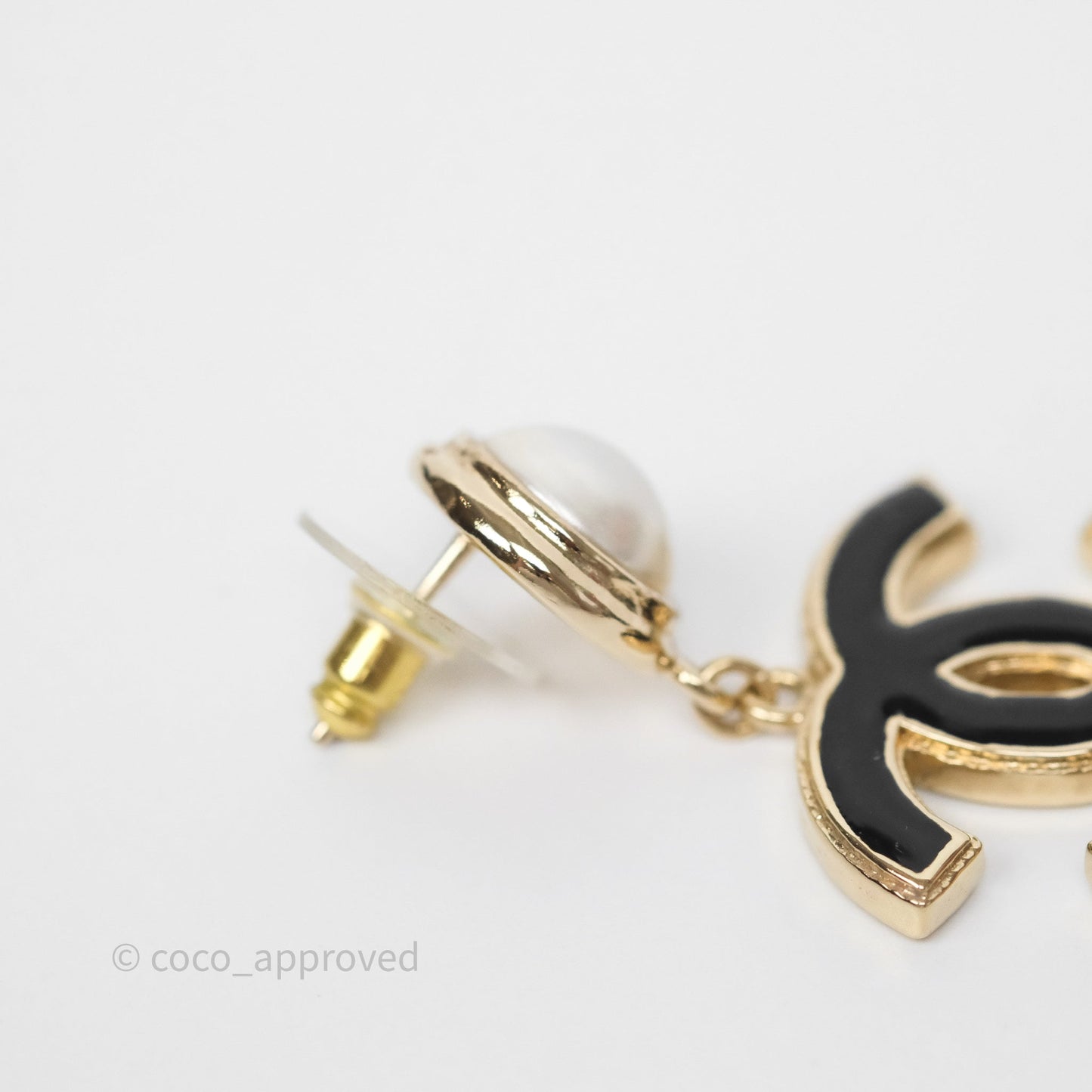Chanel Round Pearl CC Black Resin Drop Earrings Gold Tone 22A