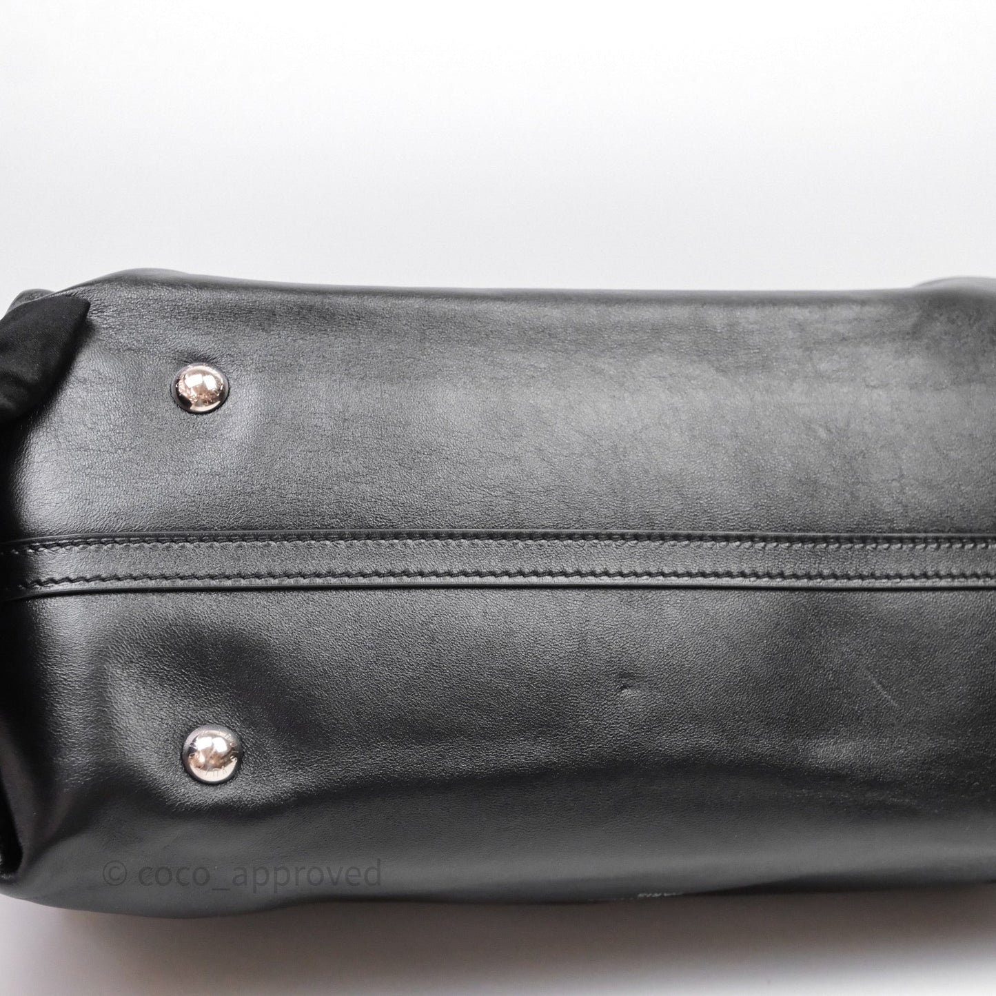 Louis Vuitton CarryAll Vibe MM Black