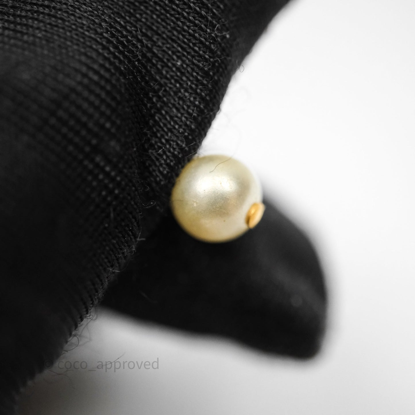 Christian Dior Petit CD Pearl Star Necklace Gold Tone