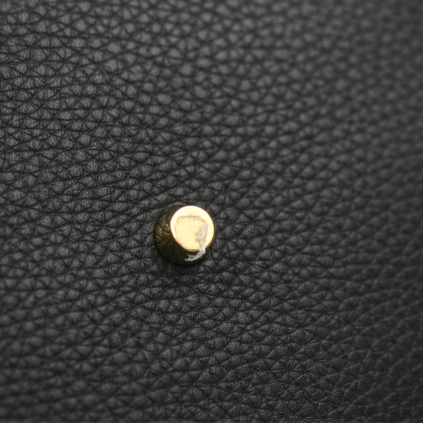 Hermès Lindy 26 Black Clemence Gold Hardware