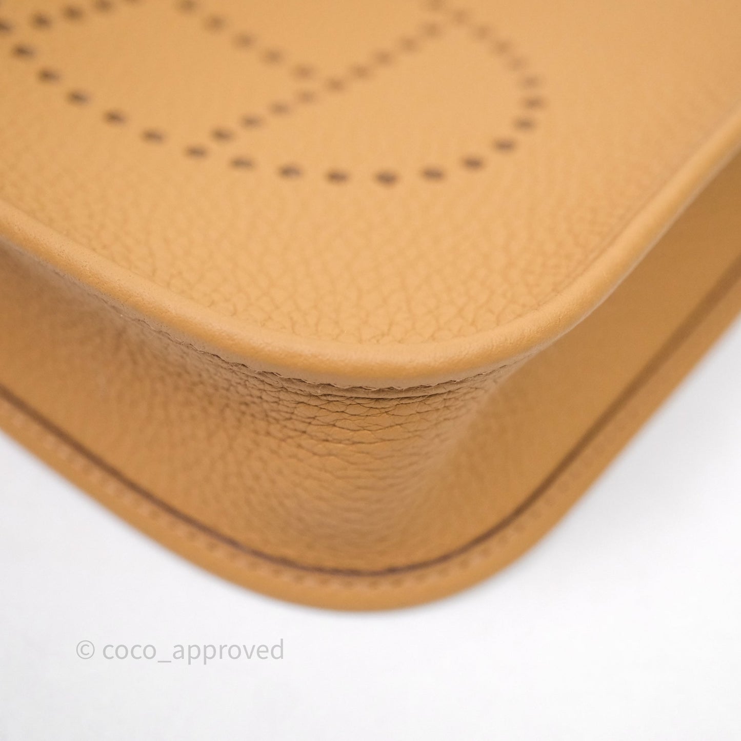 Hermès Mini Evelyne 16 Biscuit 48 Clemence Gold Hardware
