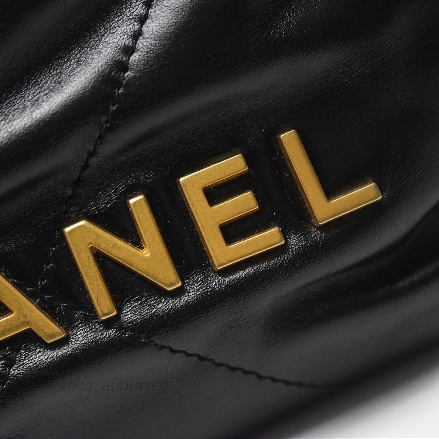 Chanel 22 Mini Bag Black Crumpled Calfskin Aged Gold Hardware