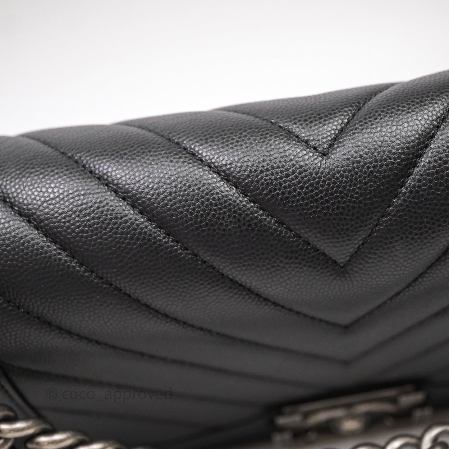 Chanel Medium Boy Chevron Black Caviar Ruthenium Hardware