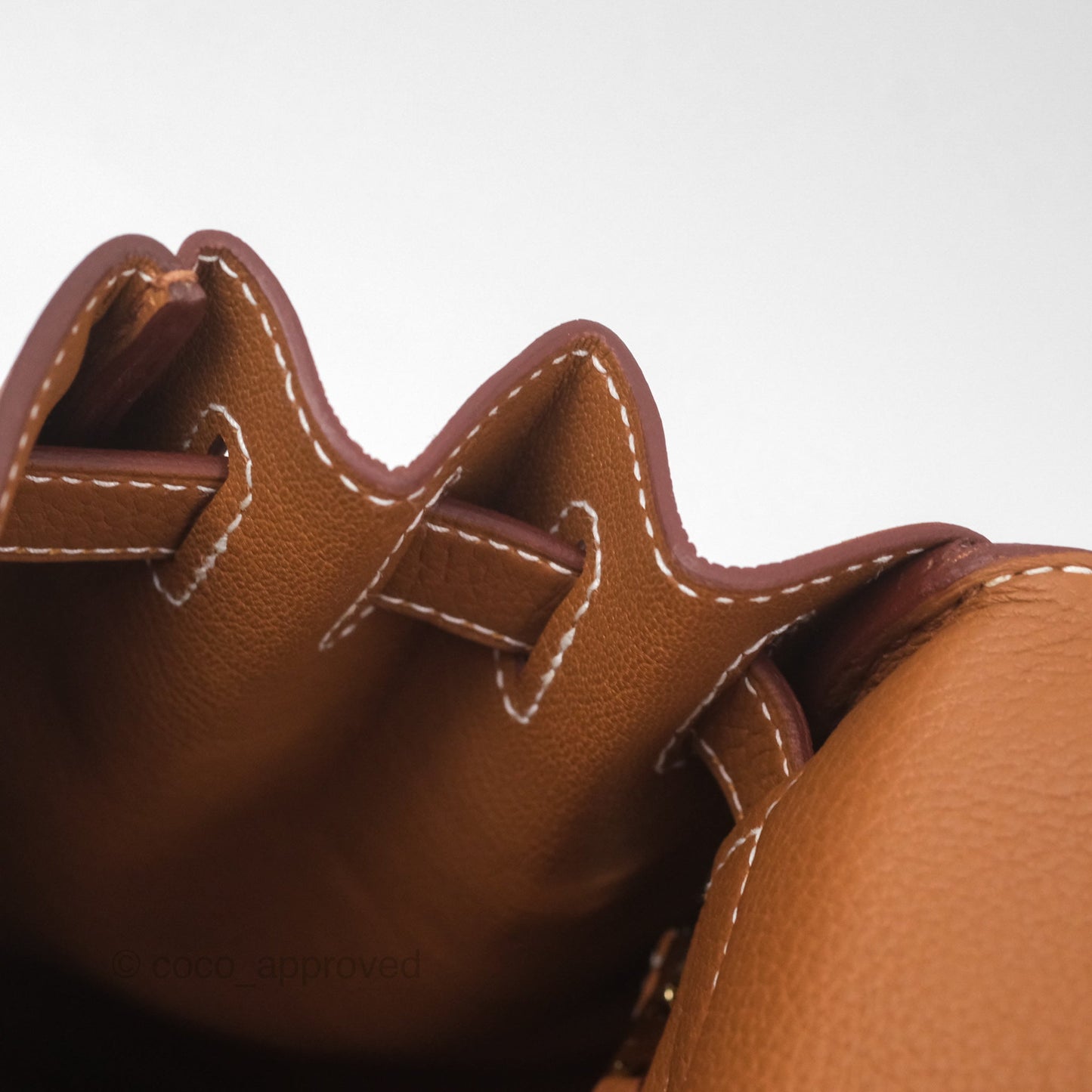 Hermès Kelly 28 Retourne Gold 37 Togo Gold Hardware