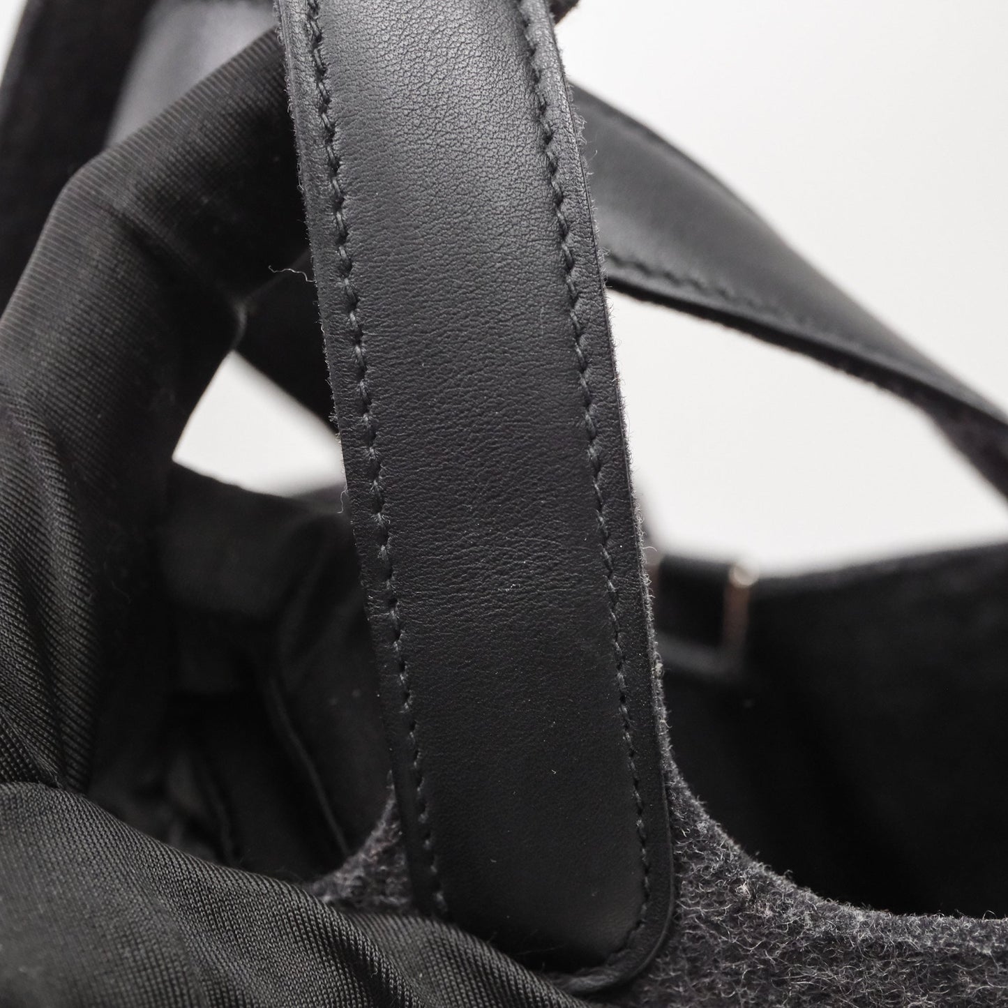 Hermès Picotin 18 Graphite 88/ Noir 89 Wool Swift Palladium Hardware