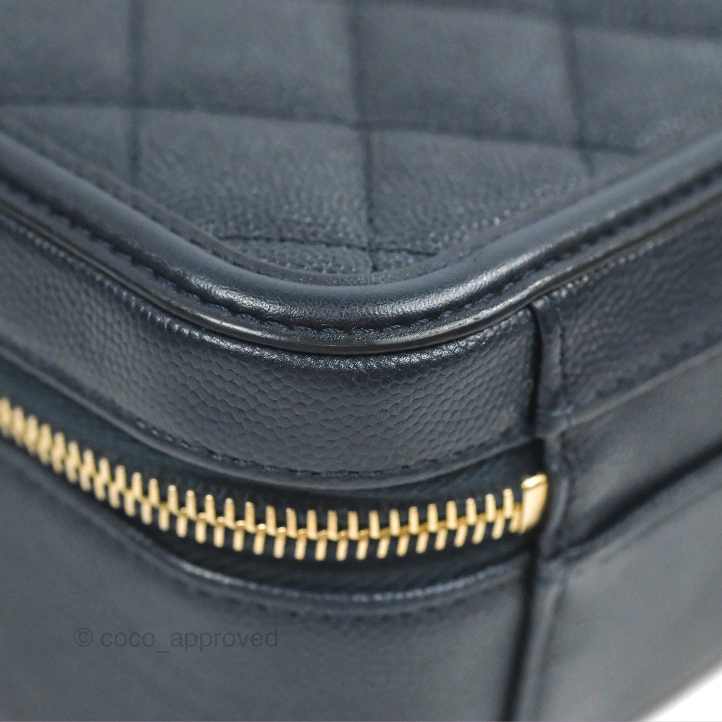 Chanel Quilted Medium CC Filigree Vanity Case Dark Navy Caviar Gold Hardware