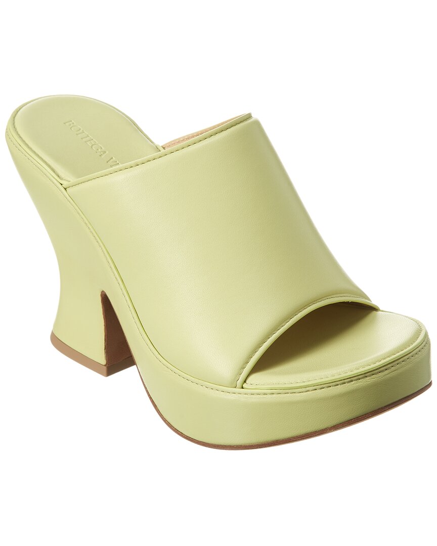 Luxury Bottega Veneta Leather Platform Sandal