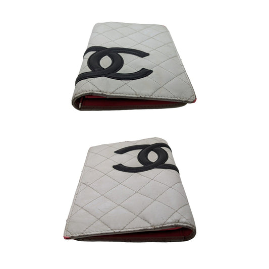Luxury Chanel Vintage Ligne Cambon Yen Continental Wallet