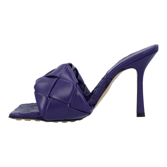 Luxury Bottega Veneta Women Lido Padded Mule in purple Lambskin