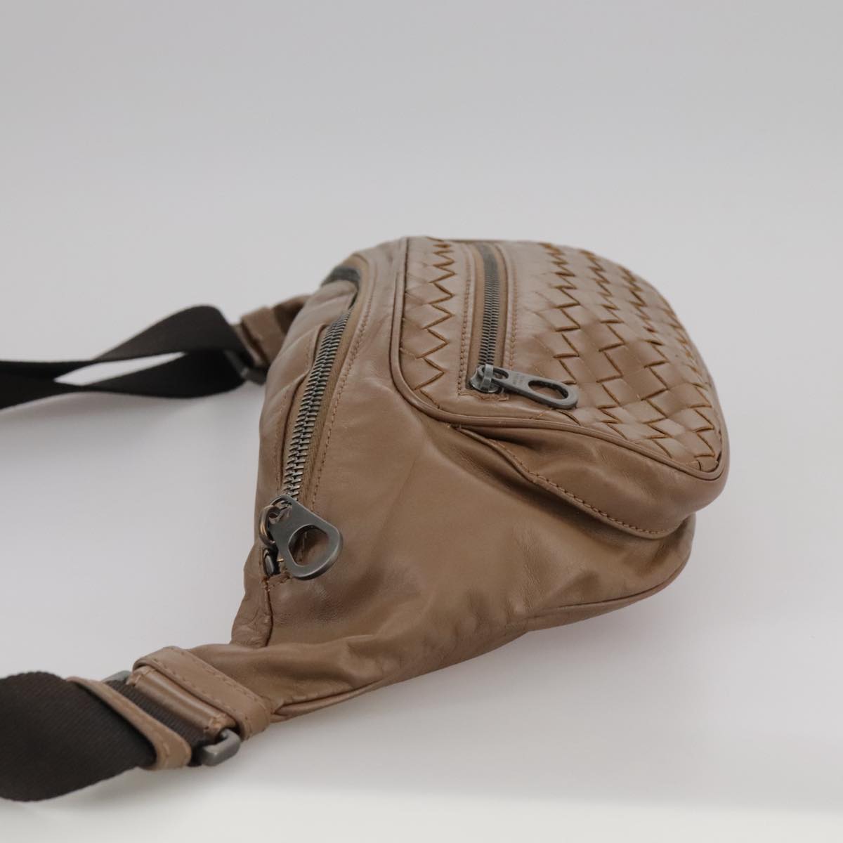 Luxury Bottega Veneta Intrecciato  Leather Shoulder Bag ()