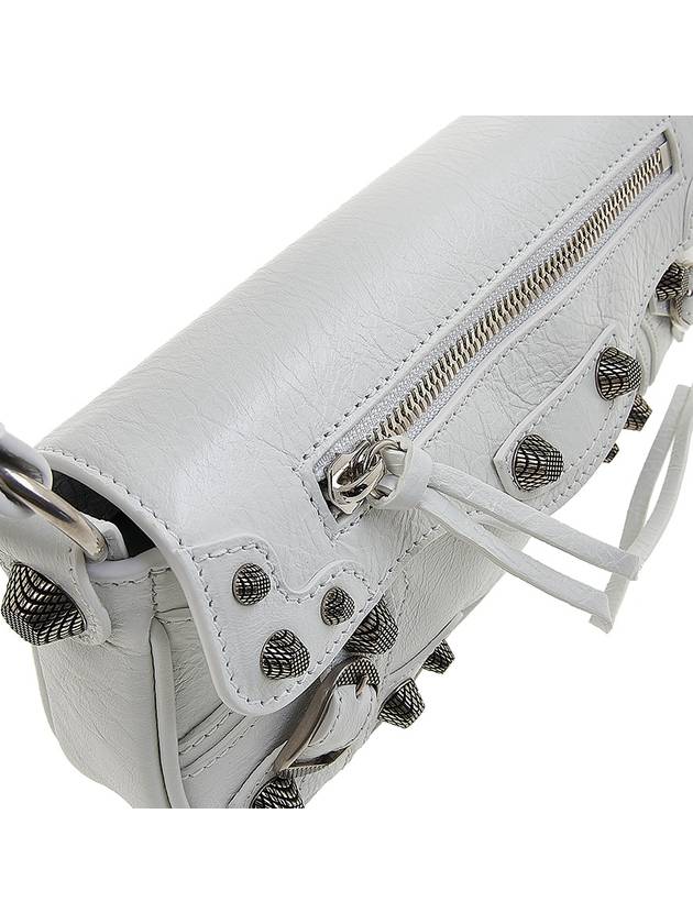 Luxury Balenciaga Le Cagole XS Shoulder Bag White