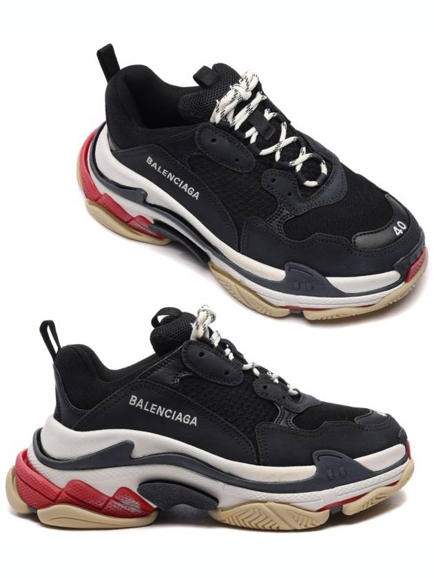 Luxury Balenciaga Triple S Low Top Sneakers Black