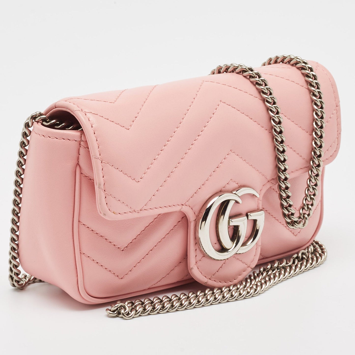 Luxury Gucci Trending 2025 Pink Matelass&eacute; Leather Gg Marmont Super Mini Shoulder Bag