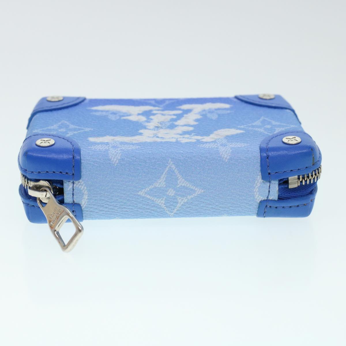 Louis Vuitton Soft Trunk  Leather Clutch Bag ()