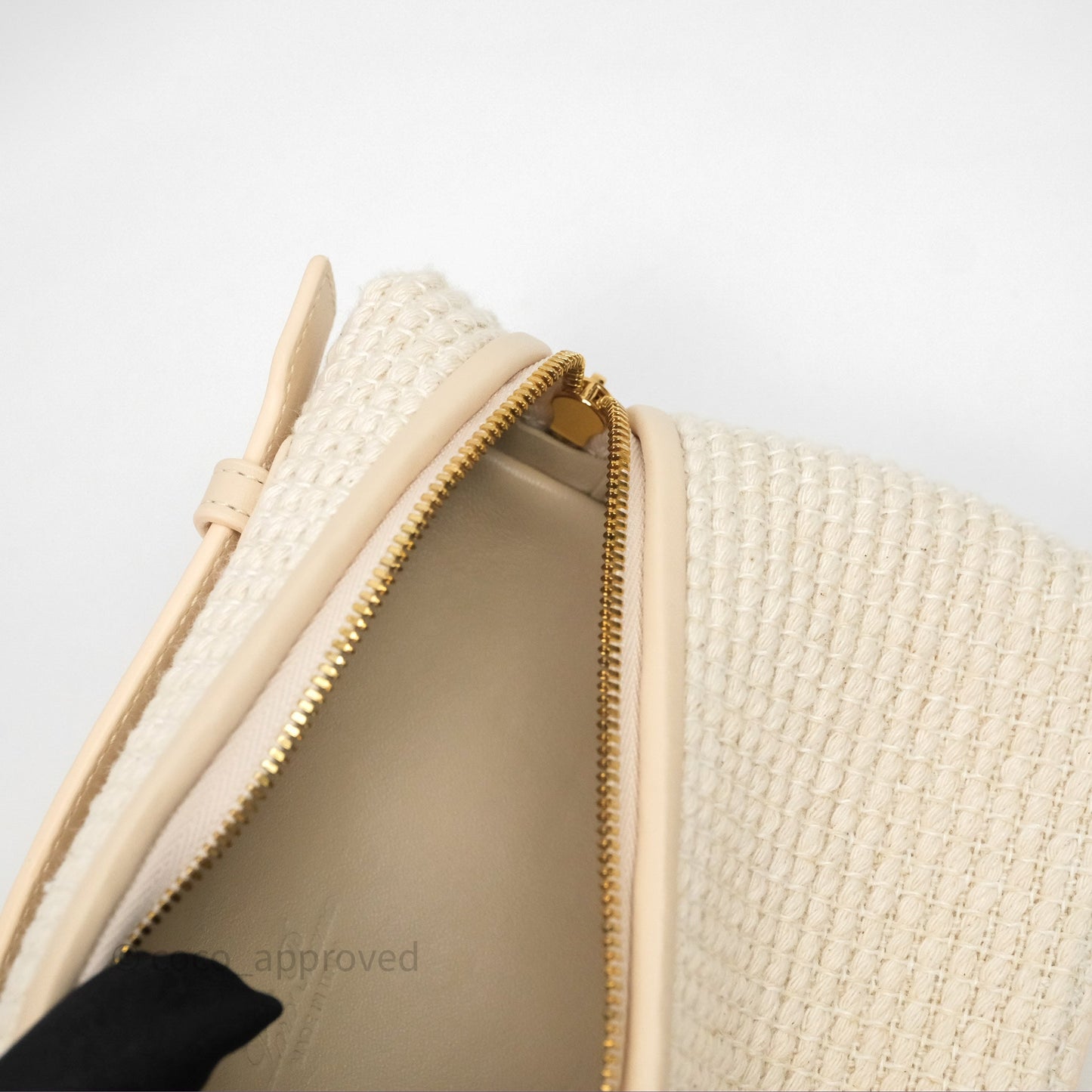 Loro Piana Extra Pocket L19 Beige Cotton-Linen Gold Hardware