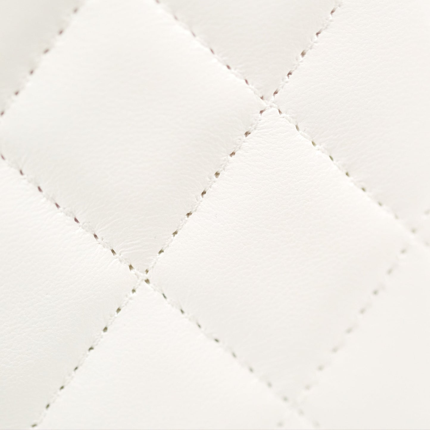 Chanel Small Clutch With Chain White Lambskin Gold Hardware 23C