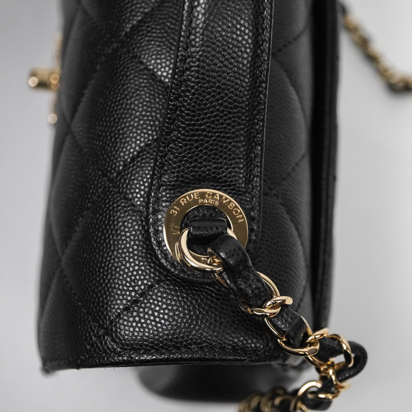 Chanel Quilted Medium Business Affinity Flap Black Caviar Gold Hardware