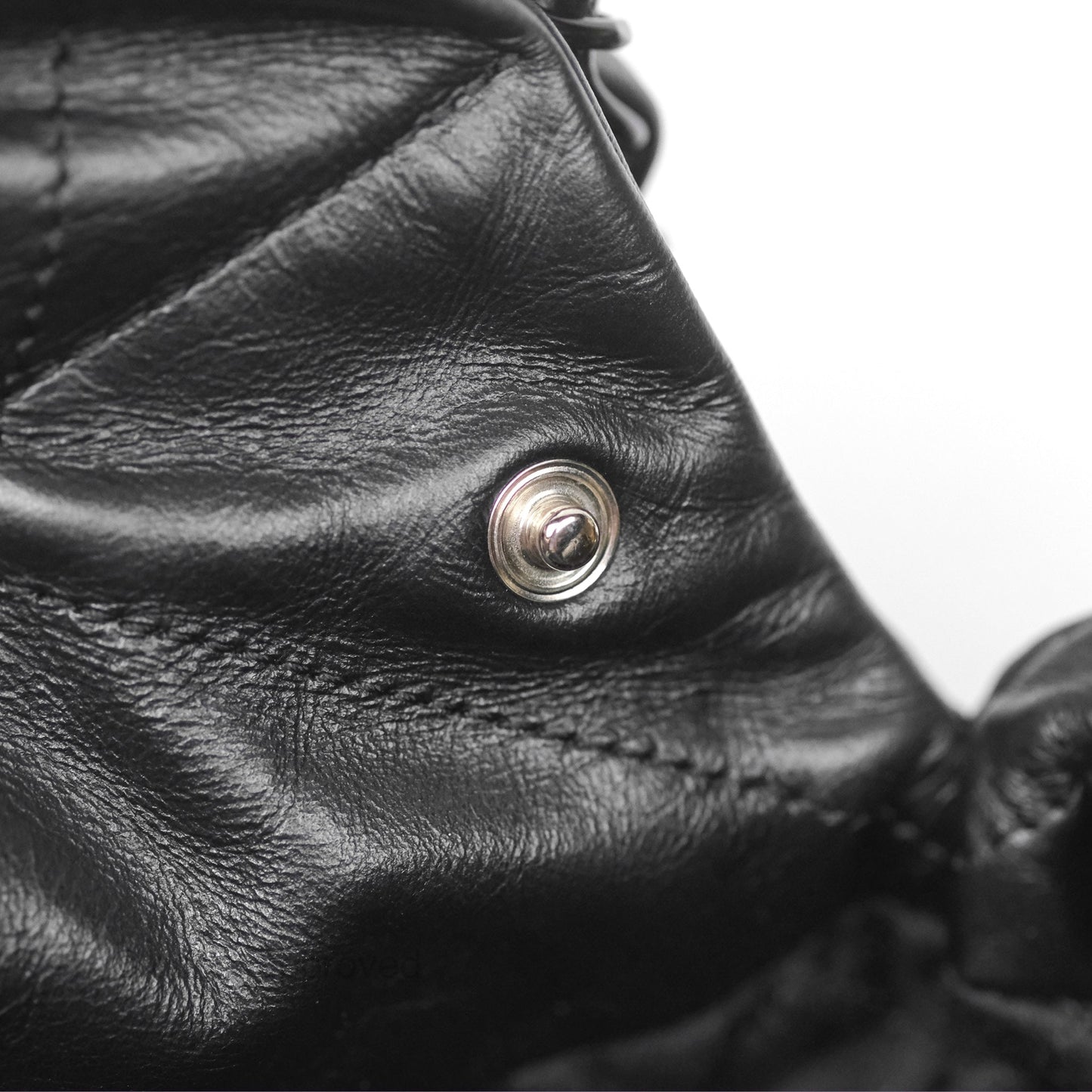 Chanel 22 Bag Medium Black Calfskin So Black Hardware