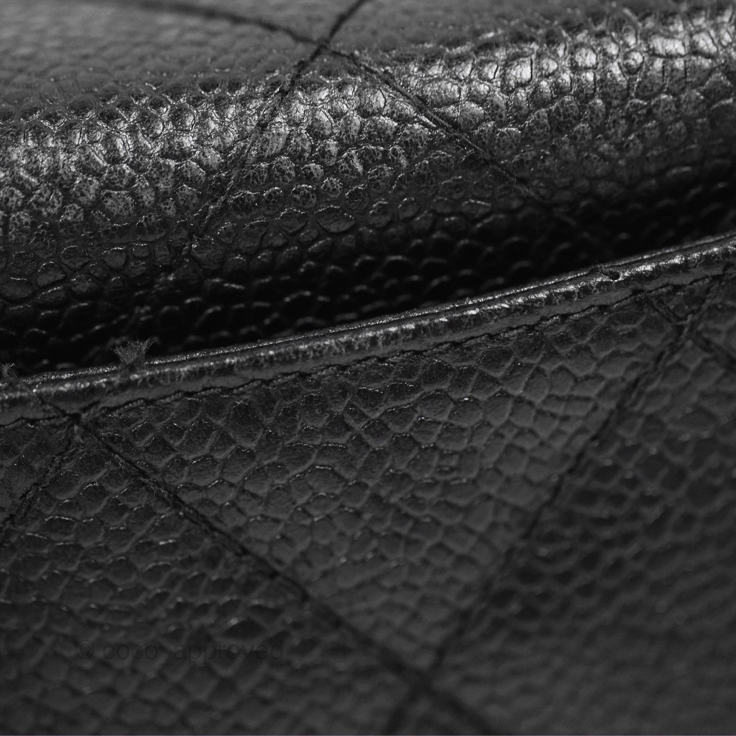 Chanel Vintage Quilted Shoulder Bag Black Caviar 24K Gold Hardware
