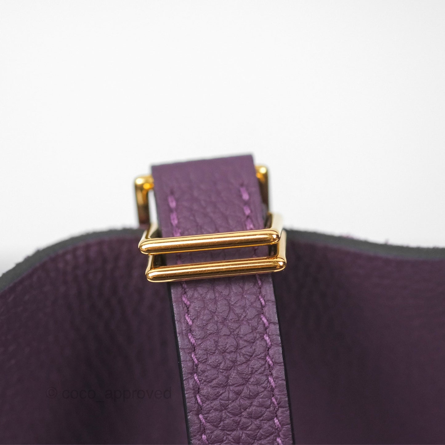 Hermès Picotin 22 Lock Cassis Taurillon Maurice Gold Hardware