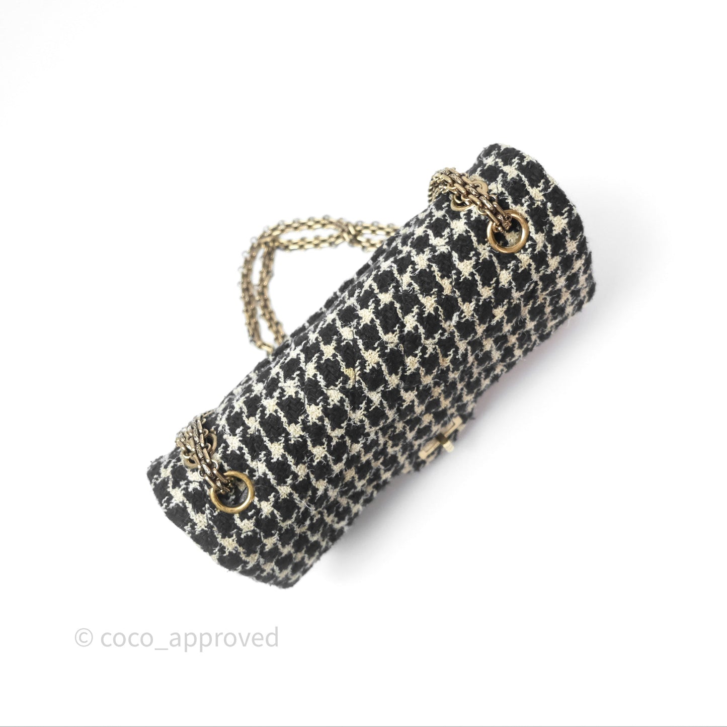 Chanel Reissue 225 Houndstooth Tweed Black Beige Aged Gold Hardware