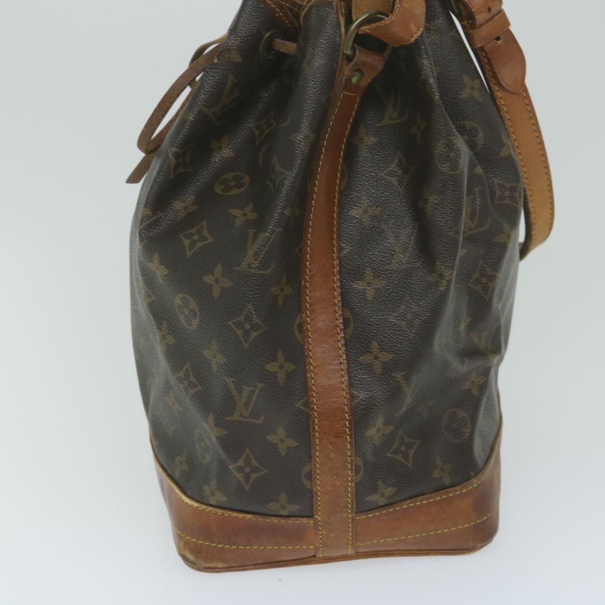 LOUIS VUITTON Monogram Noe Shoulder Bag M42224 LV 60765