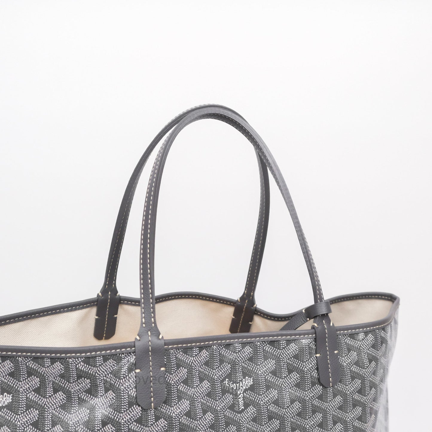Goyard St Louis Tote PM ⁣⁣⁣⁣⁣⁣⁣⁣⁣⁣⁣⁣⁣⁣⁣⁣⁣⁣⁣⁣Grey