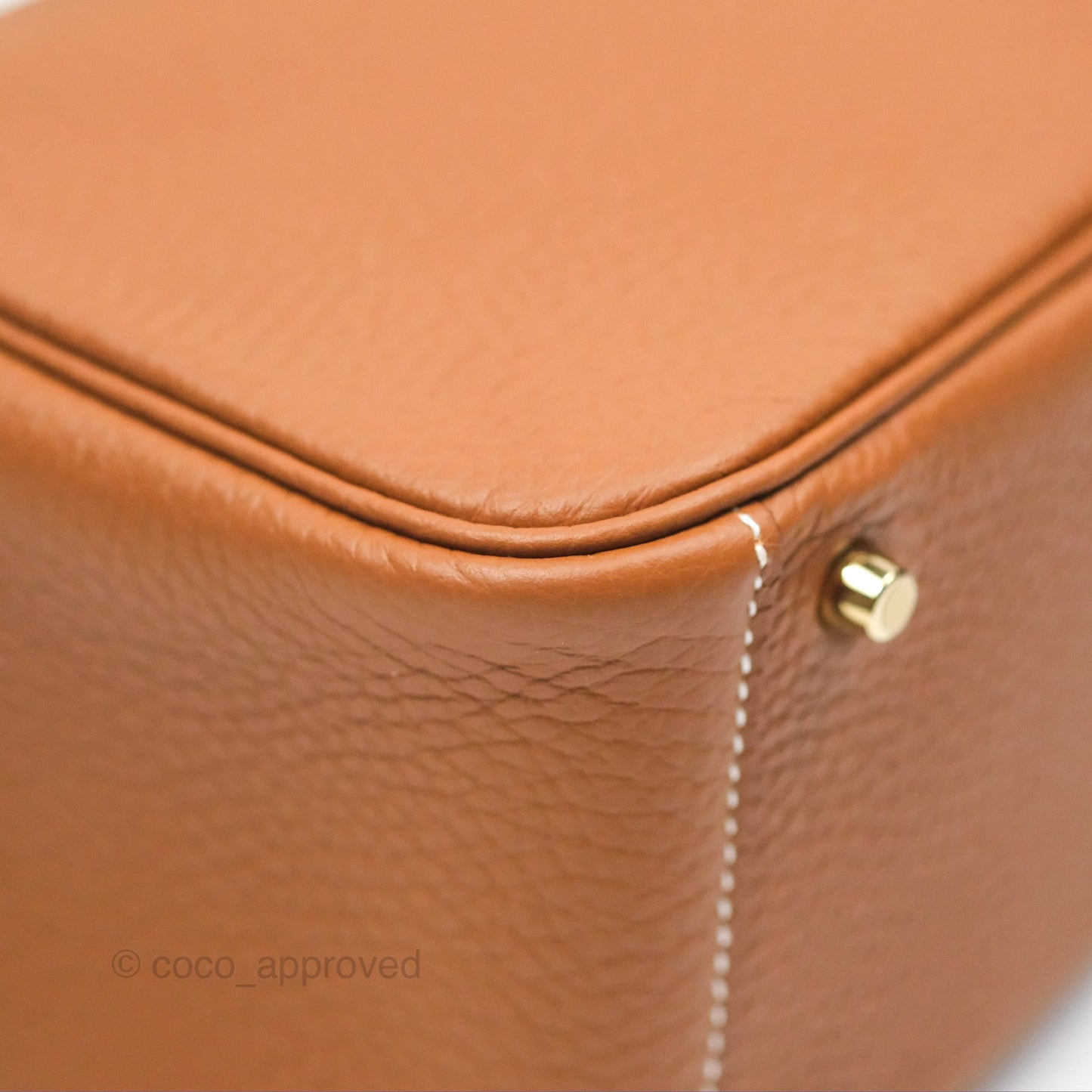 Hermès Mini Lindy 20 Gold Clemence Gold Hardware